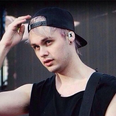 dont follow// follow @casuallymgc i follow back