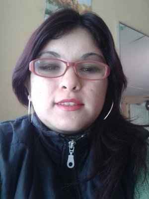me gusta bailar ,comer chocolate.la http://t.co/2N94TrzpVe cariñosa .solidaria.me encanta los animales .comprensiva.los instrumentos .me facina los chocolates
