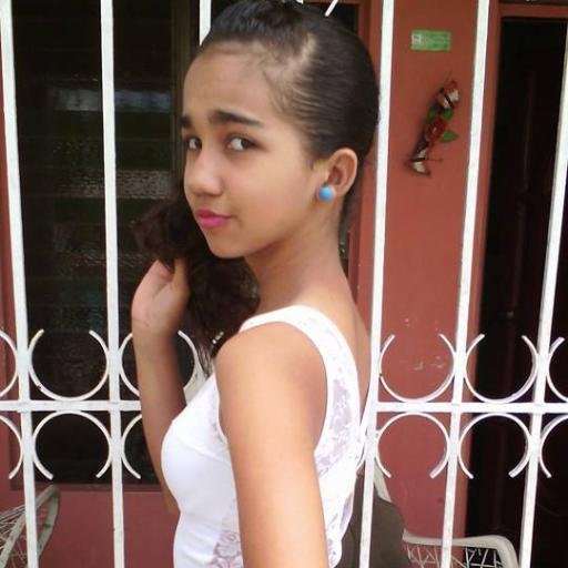 BEAUTIFULL. CON MUCHO CALOR.=)