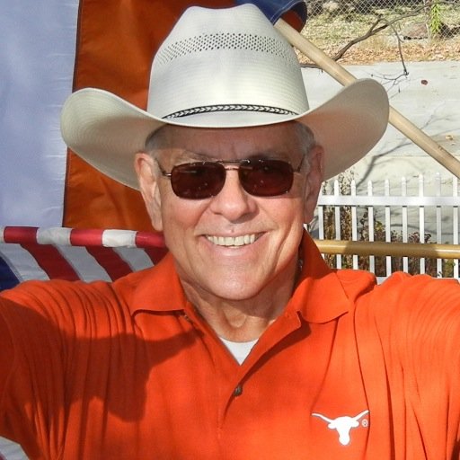 estaweno's profile picture. 