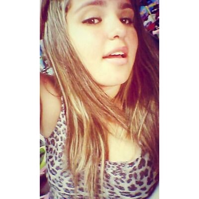 Que a vida vá tomando um rumo certo, que as lágrimas virem sorrisos, que os sonhos virem realidade. ❤