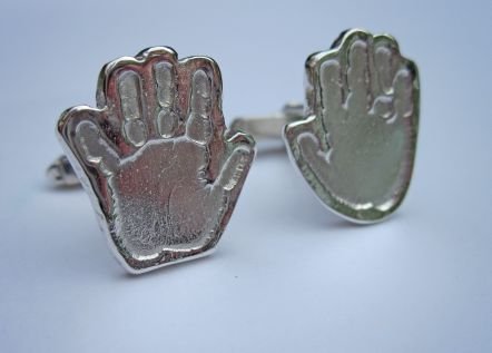 It's simple. I take fingerprints, footprints, handprints, pawprints and doodles and turn them into fine bespoke silver keepsakes for you to cherish forever.