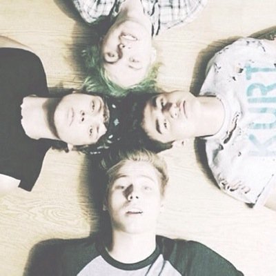 follow @lighteningmikey