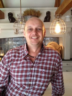 CCO & Editor-in-Chief at WatchFit. Freelance writer, Journalist & PR with over 20 years experience in sports, fitness & health. Contributing Ed. Ultra-FIT Mag.