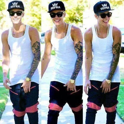 I LOVE YOU FOREVER BIZZLE ♥ Belieber FOREVER ♥ Never say never and believe ♥ Believe in your dreams ♥ Everything's gonna be alright ♥ PLEASE FOLLOW ME JUSTIN ♥
