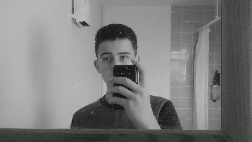 I'm an xbox gamer who plays gta 5, saints row3, fifa etc... I follow back pretty much instantly so yeah, just follow plz