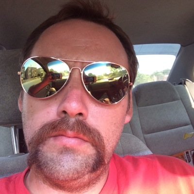 bujH8er's profile picture. 