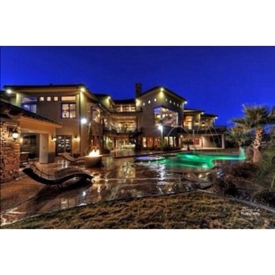 Celebrity RPG| Do you have what it takes to stay in a mansion with a bunch of other people?| DM/@ to join.