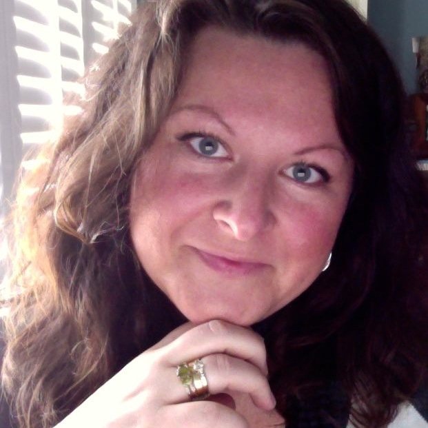 KatetenKate's profile picture. I love to laugh, sing and enjoy life and help others to do the same.