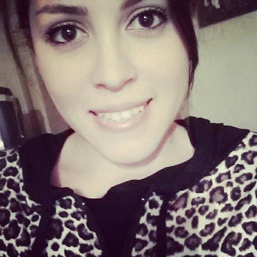 camylastra's profile picture. holiiwiis soy la kamy  tengo 16 | simpatica | alegre | y eso po ✌ me sigues te sigo 3