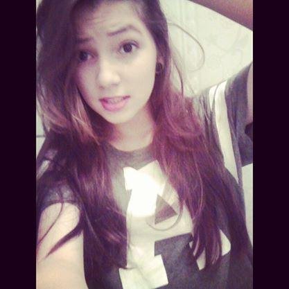 Snap: Applewhite 
instagram: _enjc
princesa3