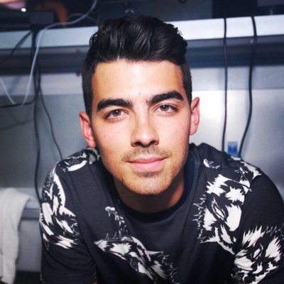 FOREVER Inlove w/ 3 perf boys from Jersey. JONAS, my happiness, my hero, my inspiration. 05/22,23,25/12 ♥ 10/19/12 JonasinManila ♥ Alena stole my ♥️