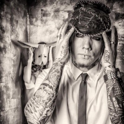 Gunner4ever Guns is my life RockNRoll 4 Ever Followed by BumbleFoot 8/16/2014