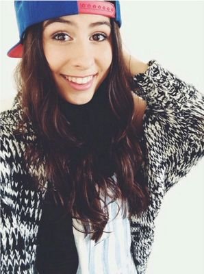 Hi I'm Rachel. I'm 15. 5 verified, 3/7 cimorellis (Dani, Amy, Lisa),