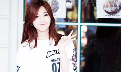 Apnk_eeunji's profile picture. Jung Eun-ji 정은지 • Agt 18 93L •main vocalist n dancer • L 'appa pea • #voila @voilagency