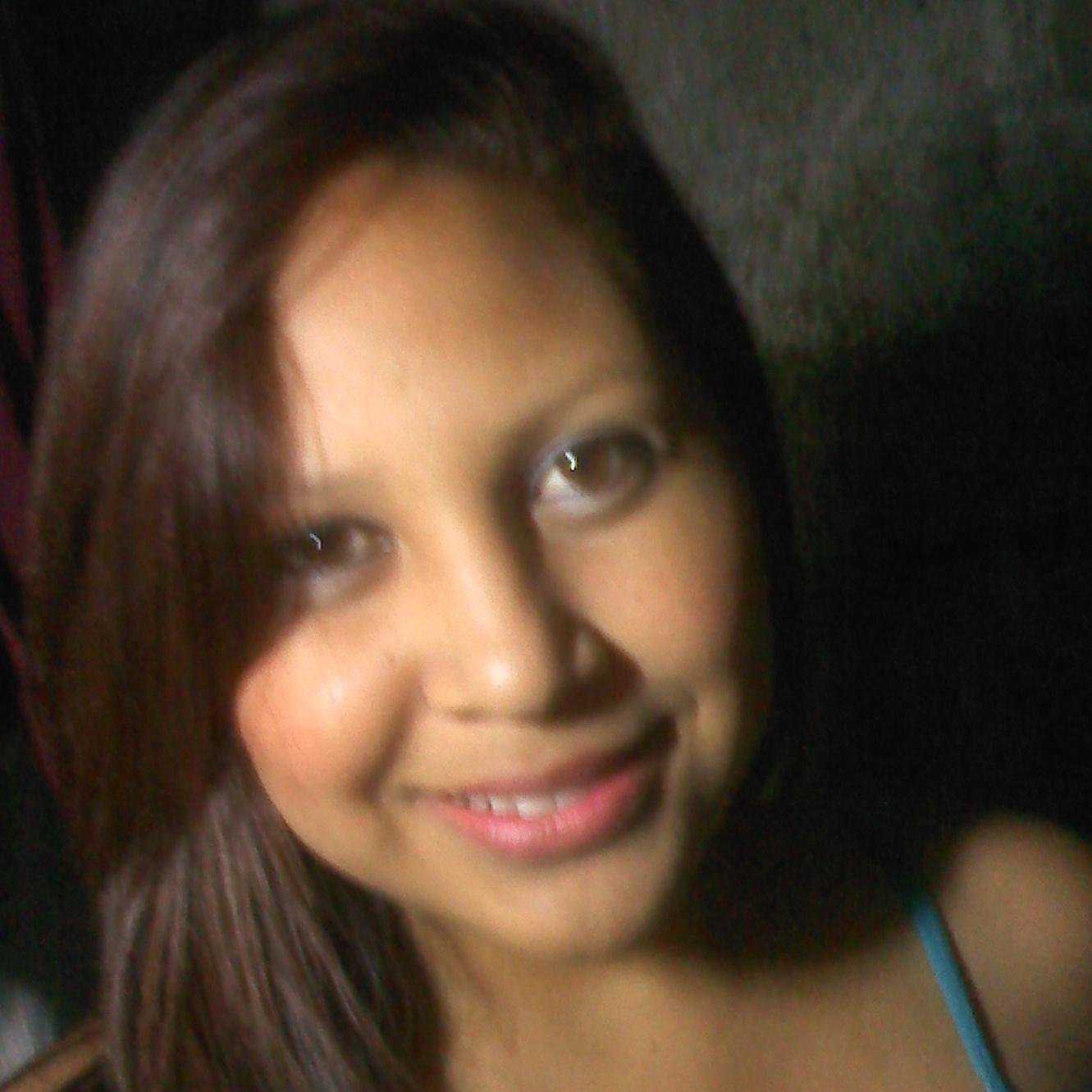 Estefany2444's profile picture. Siempre sonrie :D