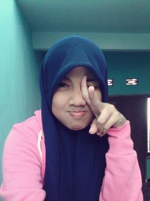 Blora,02 Mei 1997 | HadirKan namaku di seTiap do'amu ,dan sem0ga alLah menyaTukan kiTa :) ,.sekarang dan seLamanya . O:)
