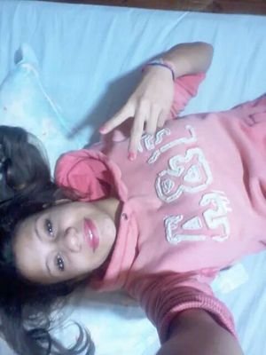 amor verdadeiro não é aquele que queremos sentir, e sim o que sentimos sem querer  ✌ ☮