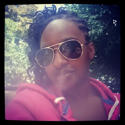 everyone has their views on life , im looking thru the kush clouds #FreeSpirit #WeirdoNation #Stoner #Mommy ✨ positive vibes only ✨