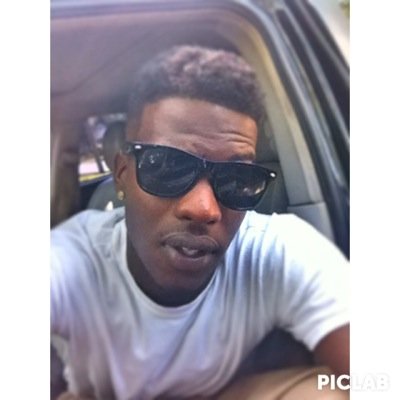 NawfBornAndRaised...90sKid...MoneyIsMyWoman..If You Aint Bout Making Money Or Some Out Your Life Dont Hit That Follow Button.