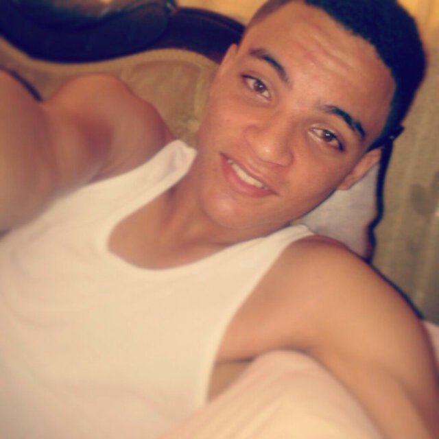 Lenier9's profile picture. No soy lo que parezco, soy distinto al resto, me gusta el rap, el ron y el baloncesto.