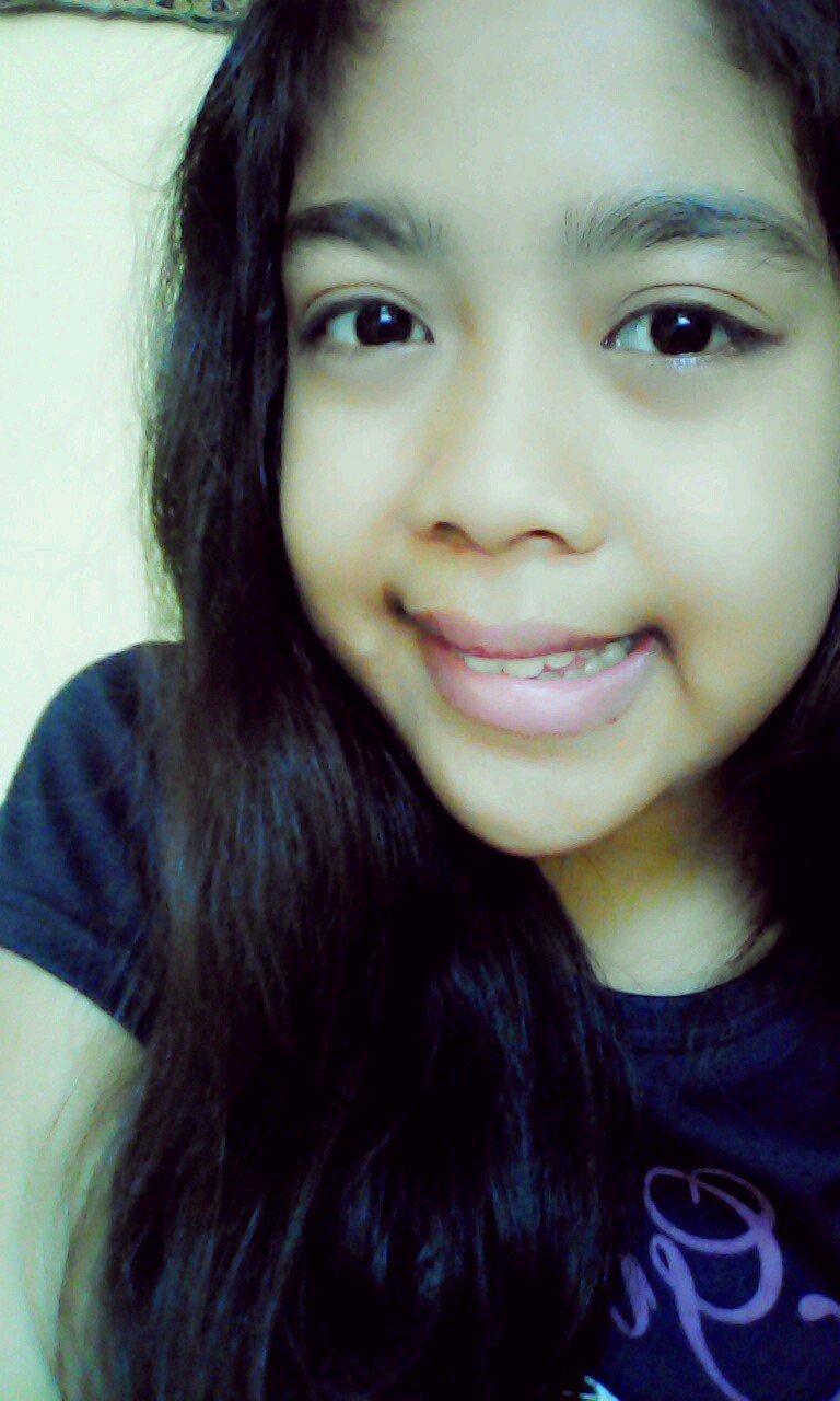 Gak usah cari yang sempurna cukup bisa buat gua nyaman aja itu jauh lebih sempurna :) invite my PIN : 7D3946BE