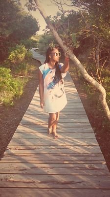 Conservation Educator and Freelance Writer http://t.co/BMQ67faY05,
 editor for @IndieFlavaMag http://t.co/8KZqkS25ny http://t.co/ZTHpSDgZye…