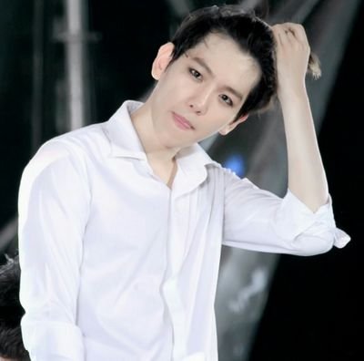 อันยอง.โค้งตัวโก่ง~ผมแบค.แบคมาคุยกันหน่อยสิครับ~.ยิ้มหวาน น้าแบค'แบค:@_Baekkiett  พี่ชายสุดหล่อ@shinwoo_both91  10.07.2014