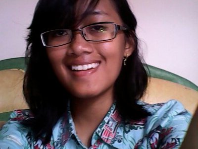 Semangatkan hidupmu. 31 Mei 2000. π. please, follow me.-- thanks