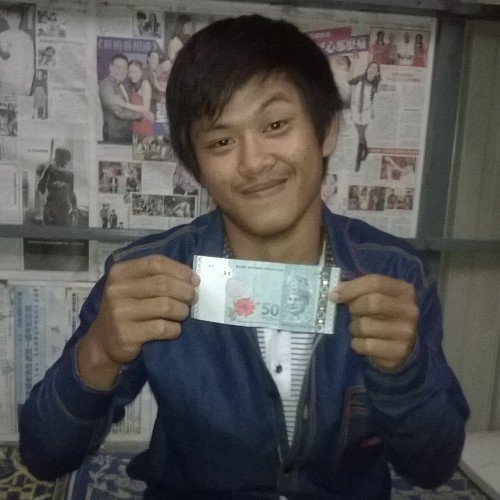 ndablegbanget's profile picture. Masih mencintai mu