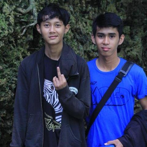 ecanrsin's profile picture. reza pratama