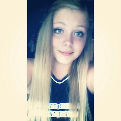 heee poees, al sinds basisschool mn beste vriendinnetje ik hou van je banga x romee