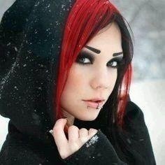 V1 Mom: Sophia Moriarty. Dad: Jake Sampson. Uncle: @JMoriarty_CC V2 Mom: Unknown Dad: Unknown Brother: Jim Moriarty #Single {ShRp/MV/18+} 16 #Gay