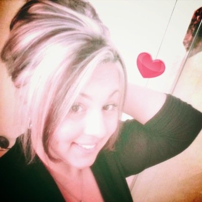 HeyHollie19's profile picture. Smoke Anything Thats Next To Me, Dont Worry About My Voice I Wont Need It