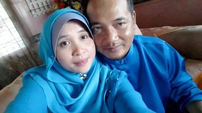 Ingin mempunyai keluarga yang bahagia, kaya, sihat dan berkat didunia dan akhirat...