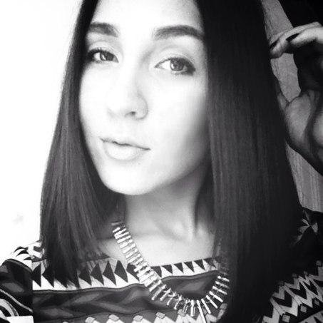 vikki_tvit's profile picture. make their body and love each other!!!