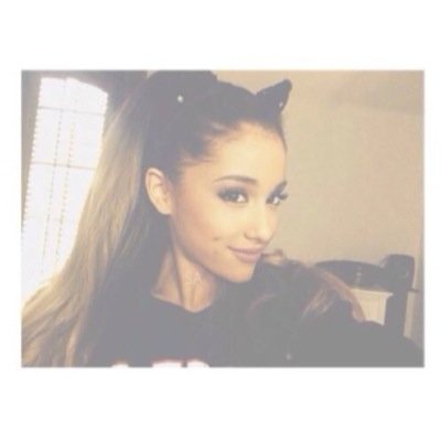 mistakeari's profile picture. ❁ ariana will always be my queen ❁