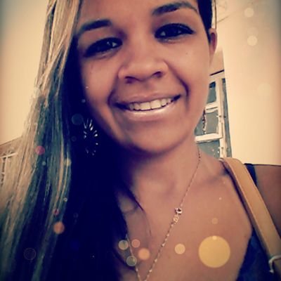 Ana Carolina da Costa Maia. Mãe do pequenino André Luis.