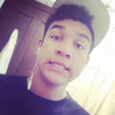 instagram @_kmpos
