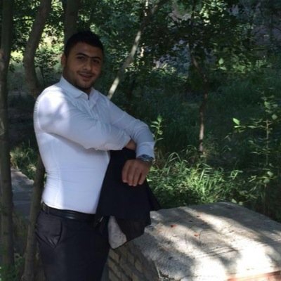 دكتور مخبري في مستشفى الموسوي في العراق-البصرة..احب كتابة الشعر والاطلاع عليه..احب اللغه والتطوير والالكترونيات.