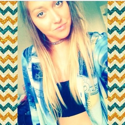 • year 11 • single • chloe ♡ • soph ♡ • katie ♡ • izz ♡ • ruby ♡ • em ♡ • karla ♡ ← may babzz xxxx