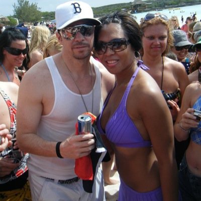 jelitin's profile picture. Fashionista, fitness freak, foodie. #slightlyboycrazy & I still love NKOTB!
