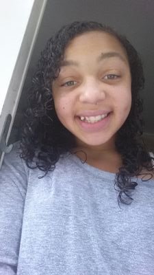 im a cheerleader for wicomico panthers I go to pocomoke middle school 
I love the show glee
I love the lord