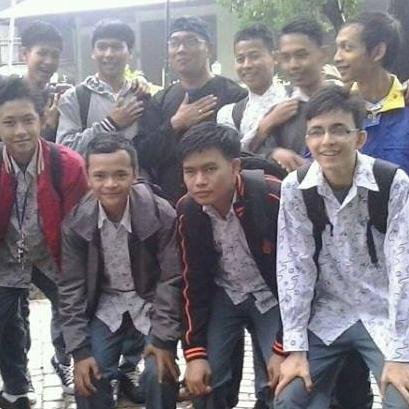 ﺍﺷﻬﺪﺍﻥ ﻻ ﺍﺍﻟﻪ ﻻﺍﻟﻠﻪ ﻭﺍﺷﻬﺪ ﺍﻥ ﻣﺤﻤﺪ ﺭﺳﻮﻝ ﺍﻟﻠﻪ 
Ana Hafidzul Qur'anSMA PGII1 Schulen: Partner der Zukunft*  @ORISMAPGII1