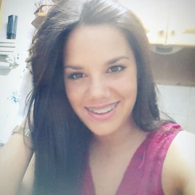 motosnataliaa's profile picture. Con los pies en la tierra, defendiendo lo mio por encima de todo, y cumpliendo mis objetivos.