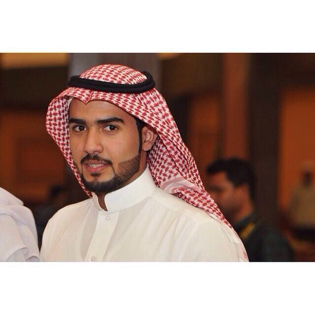 أنا لا أفرض نفسي على أحد فمن يرى في نفسه انني لا أعجبه فلا يتردد في حذفي انتم اهل الصفحه وانا ضيفكم. حاائل♥سناب (galeeb1255)  ٠٥٦١٦٧٤٣٩٨