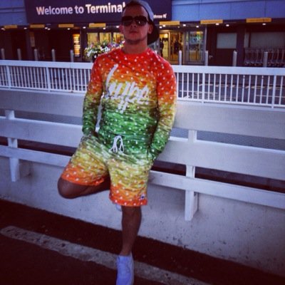 joshua_194's profile picture. 