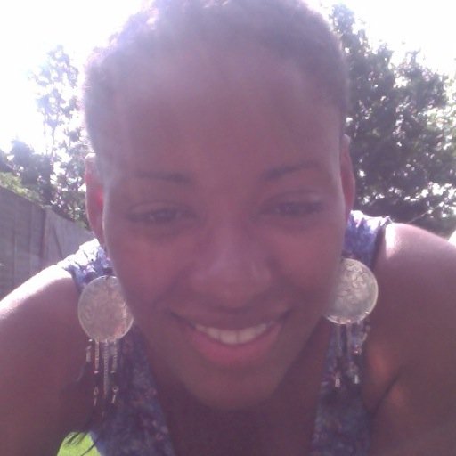 Contemplating the complexity of life and how to live simple and free within it...