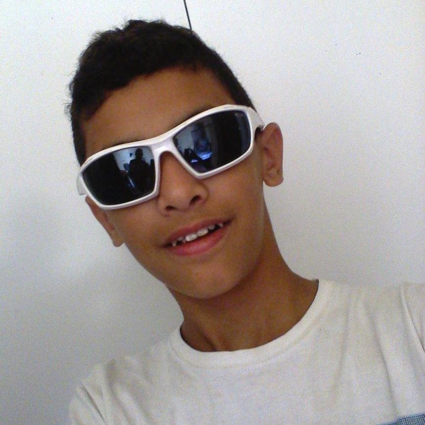 obrigado pelo me siguer { :