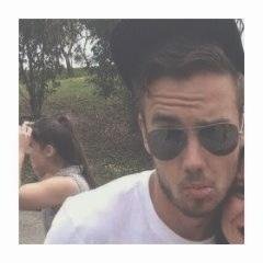 It's @MalikCosmos ♡ ☾liam followed 23.07.2013☽
